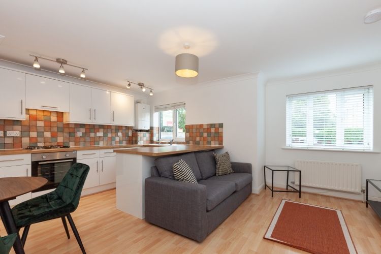 Property photo 1 of 8 237569