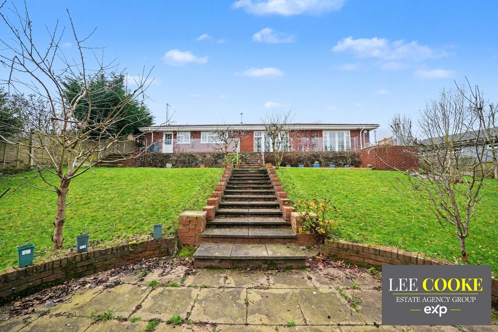 Property photo 3 of 47