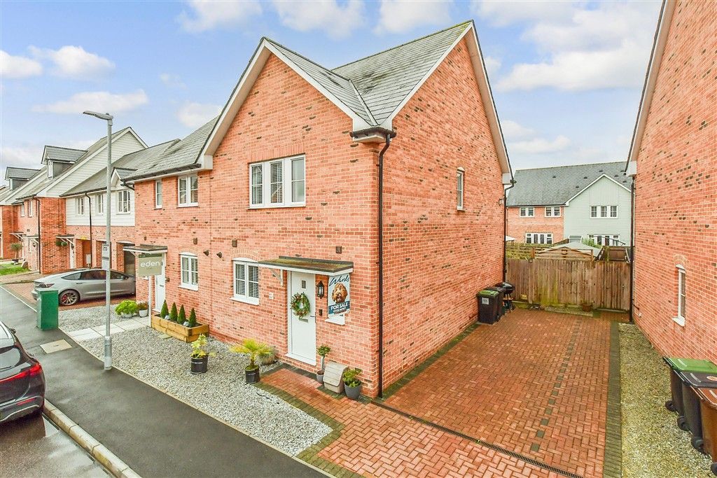 Property photo 1 of 11 Front Elevation (Web)