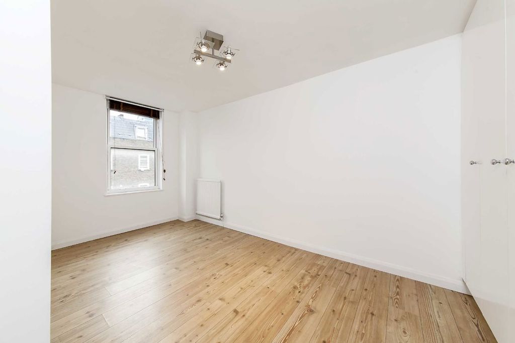 Property photo 2 of 5