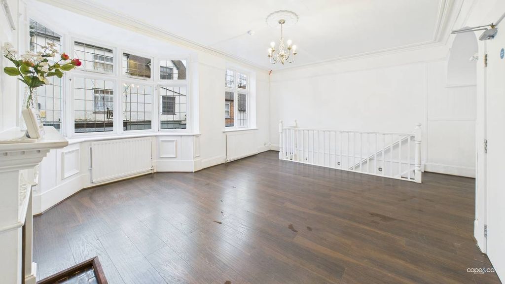 Property photo 3 of 20 3672865