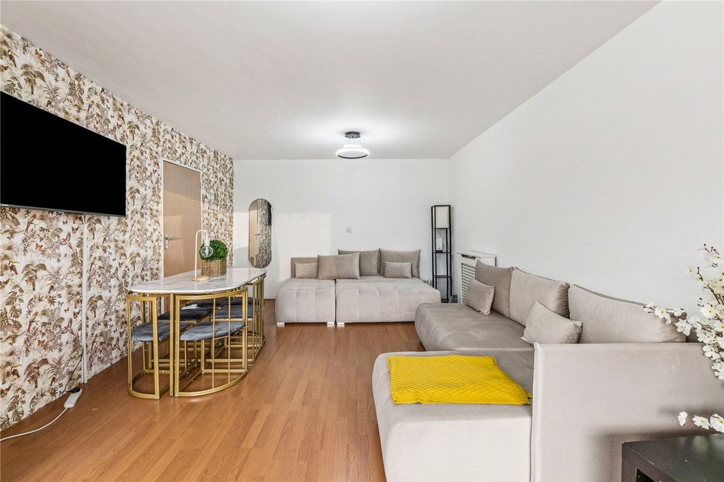 Property photo 2 of 10 Picture No. 04