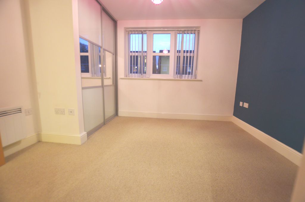 Property photo 3 of 7