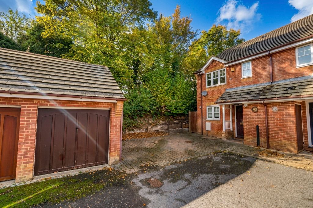 Property photo 1 of 11 Picture No. 14