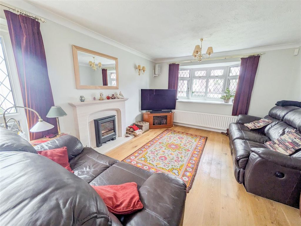 Property photo 2 of 22 3-Pxl_20260312_131953605.Jpg