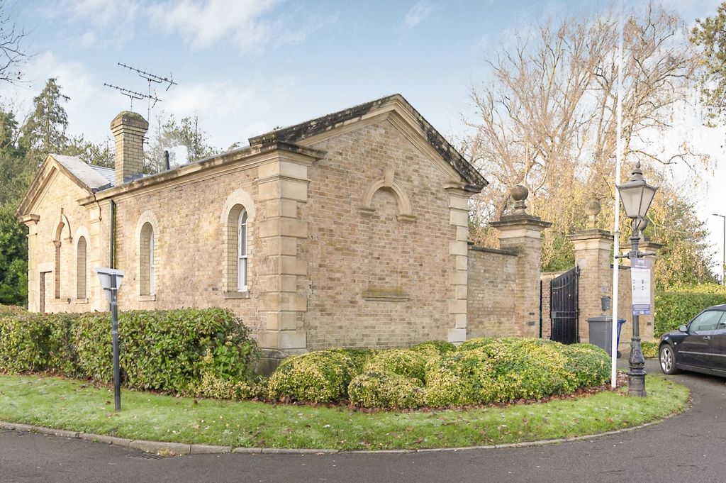 Property photo 2 of 18 Kfh-Coach_House_3_Ro