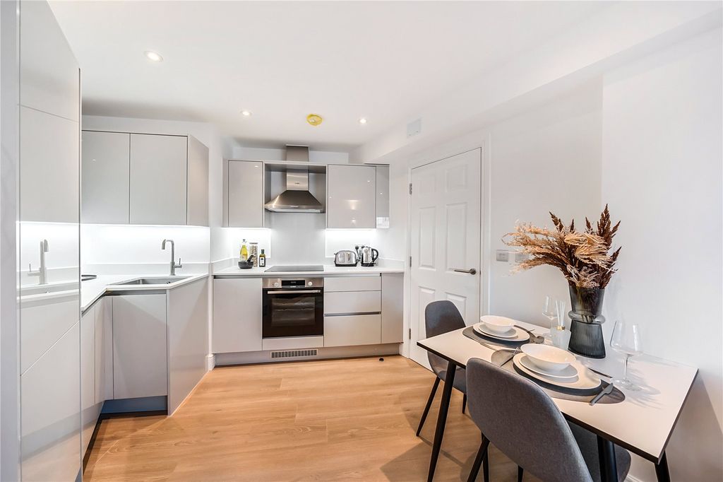 Property photo 2 of 10 Picture No. 02