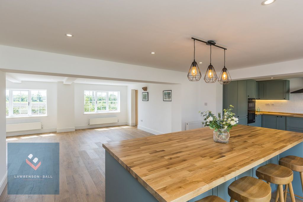 Property photo 3 of 41 Open Plan Living/Dining Room