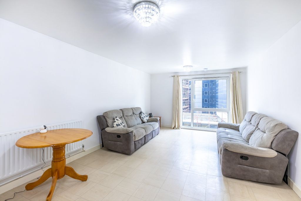 Property photo 2 of 13 Picture 2