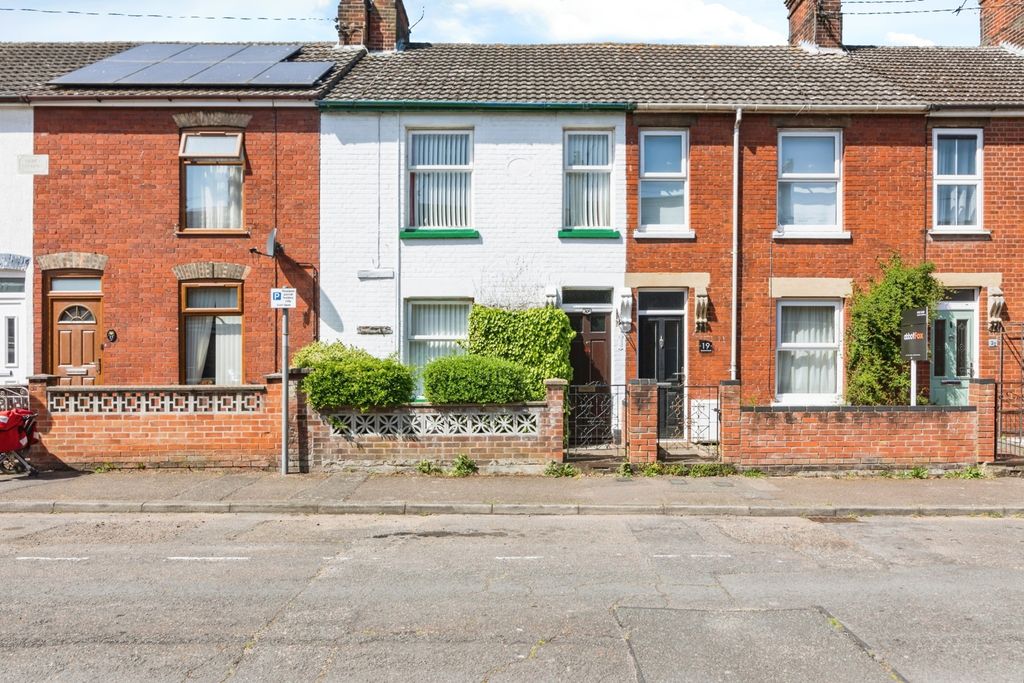 Property photo 1 of 17 Photo