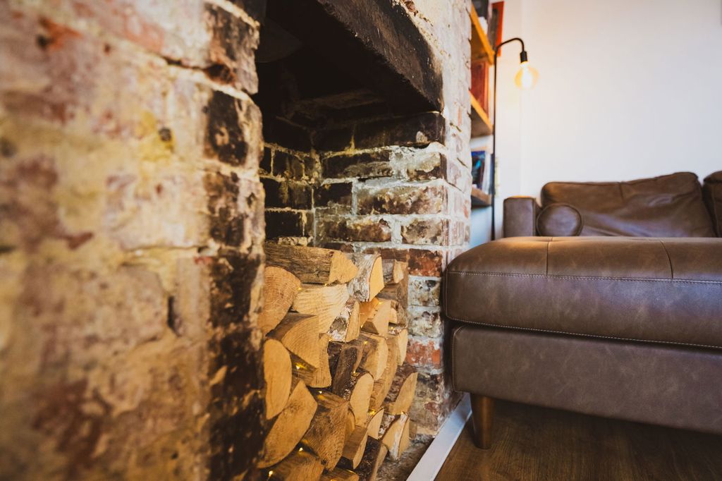 Property photo 3 of 21