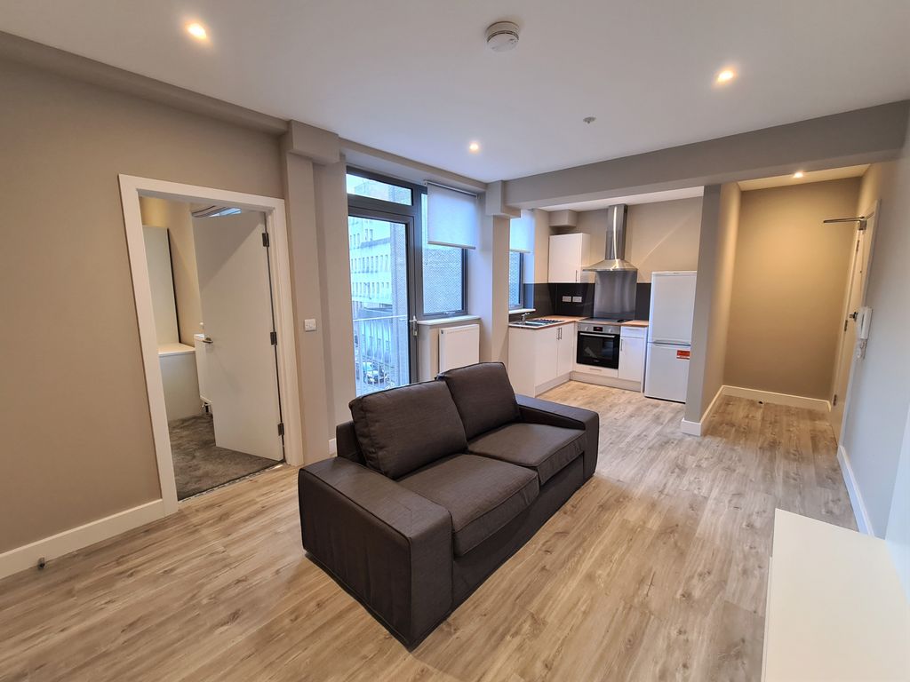 Property photo 2 of 7