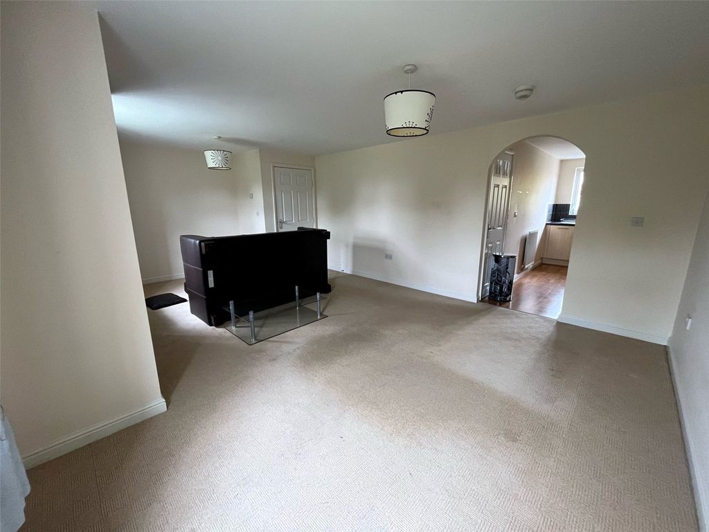 Property photo 3 of 9 Picture No. 16