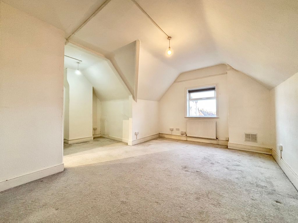 Property photo 3 of 5 Img_2370