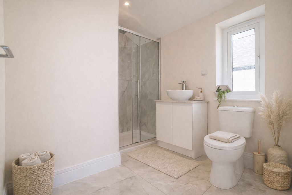 Additional image 6 of 1 bed flat for saleMajor Road, Canton CF5