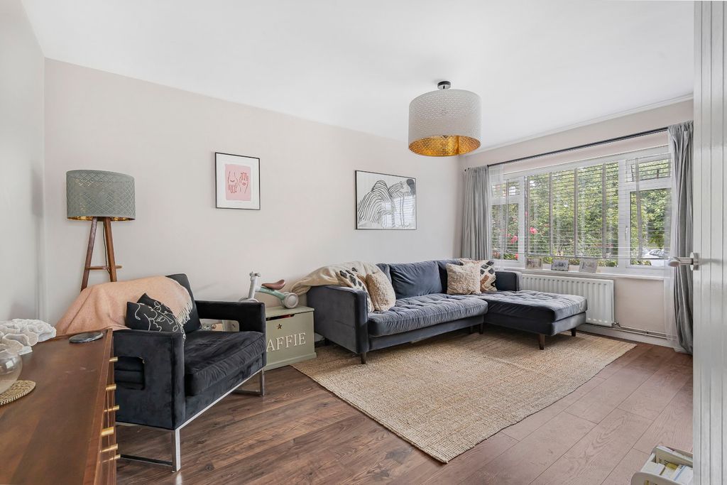 Property photo 3 of 15 Picture No. 08