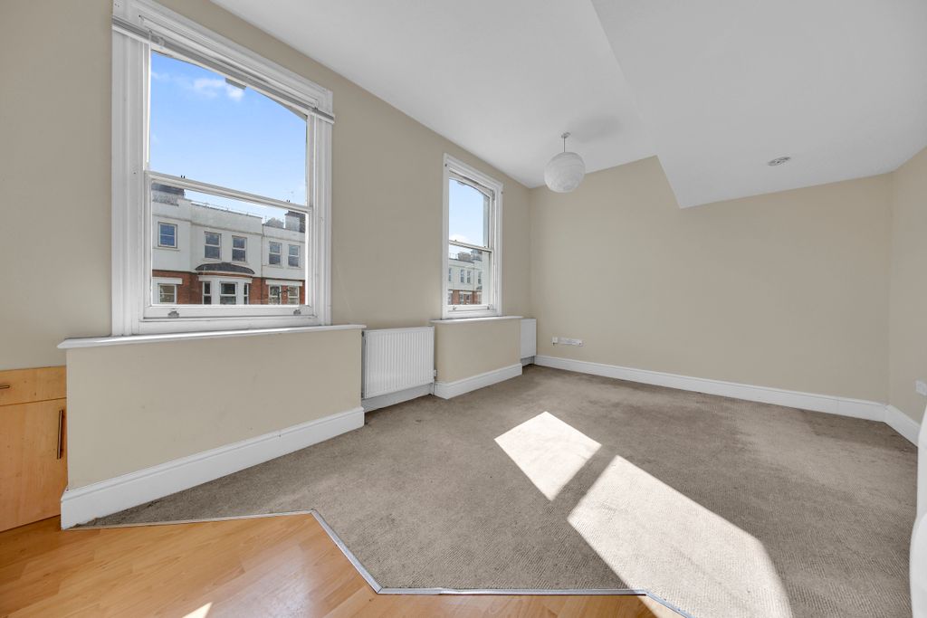 Property photo 2 of 14 _W6B2345