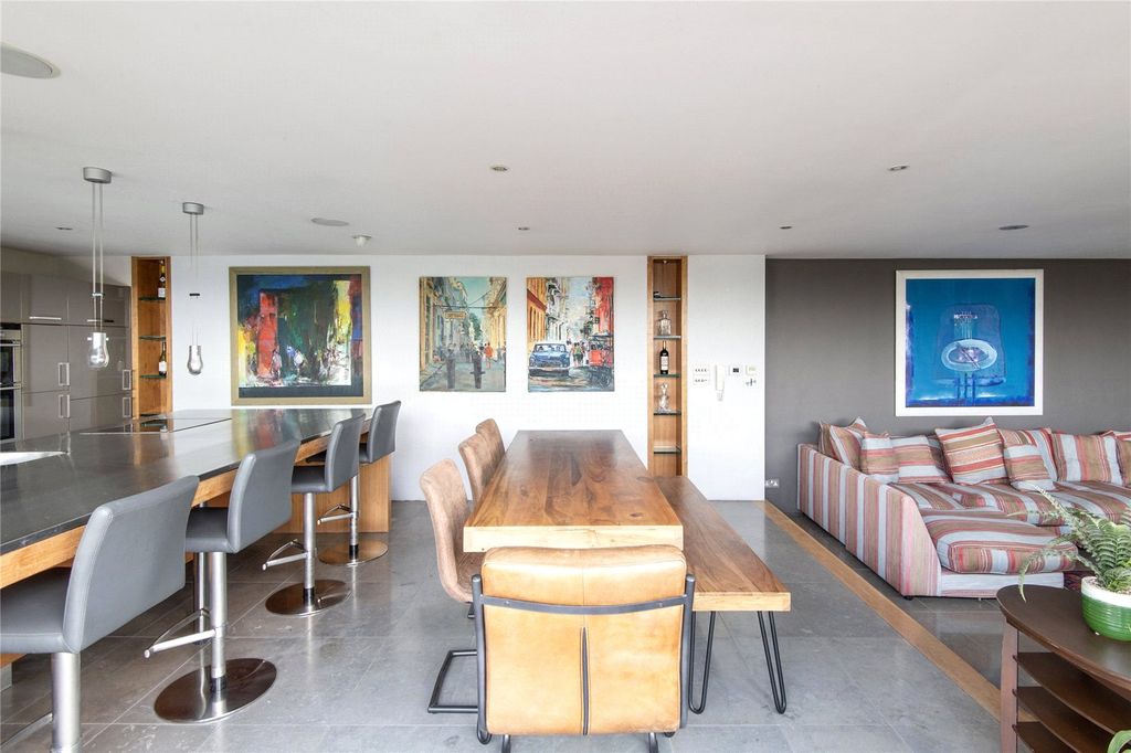 Property photo 1 of 11 Picture No. 20