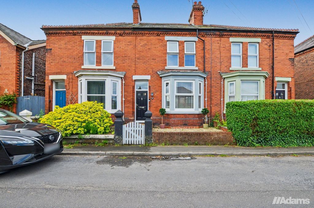 Property photo 1 of 40