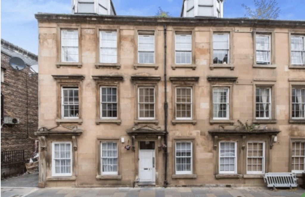 Property photo 1 of 22