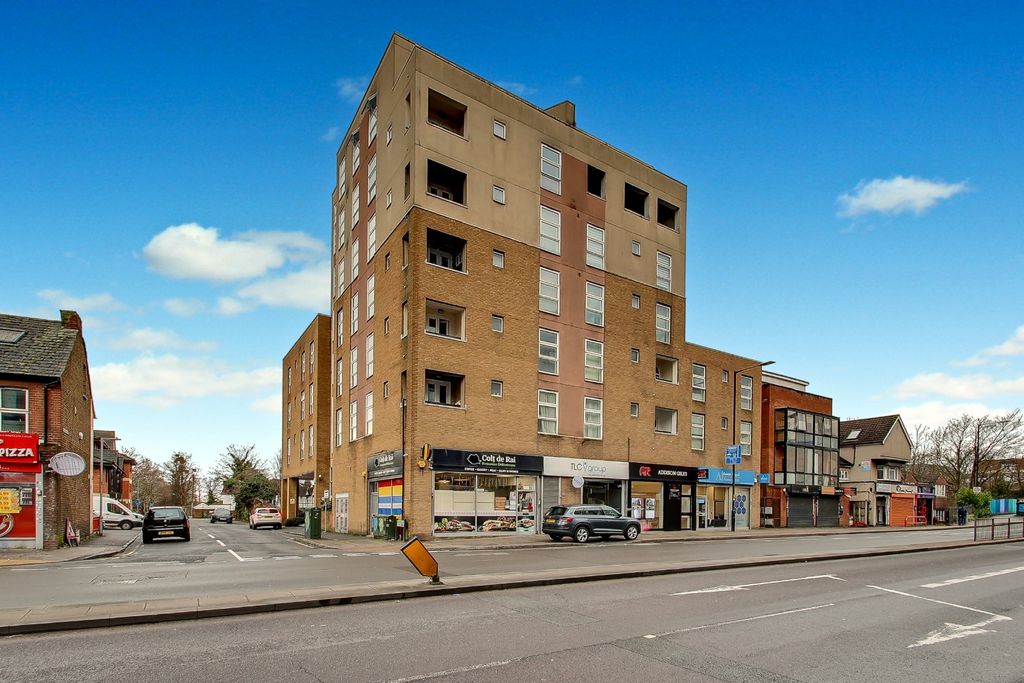 Property photo 1 of 20 4860422