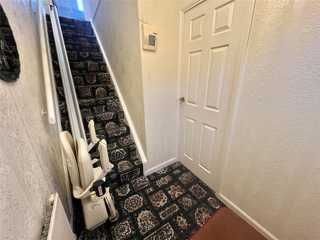 Property photo 3 of 22 Picture No. 30