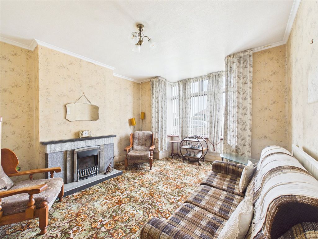 Property photo 2 of 17 Picture No. 05