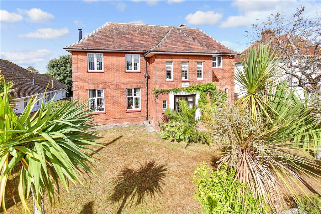 Property photo 2 of 19 External (Web)