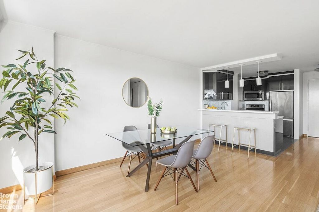 Property photo 3 of 7 <Alttext/>