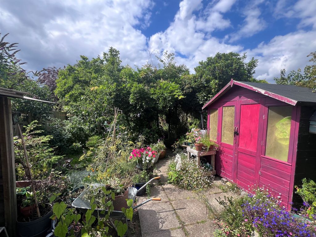 Property photo 2 of 3