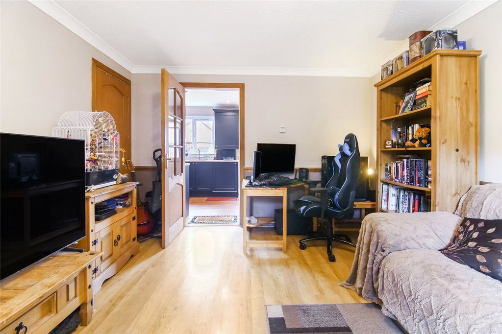 Additional image 5 of 3 bed semi-detached house for saleMellerstain Drive, Yoker, Glasgow G14
