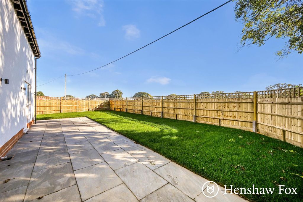 Property photo 2 of 21 Ph6_6234827 - Copy.Jpg