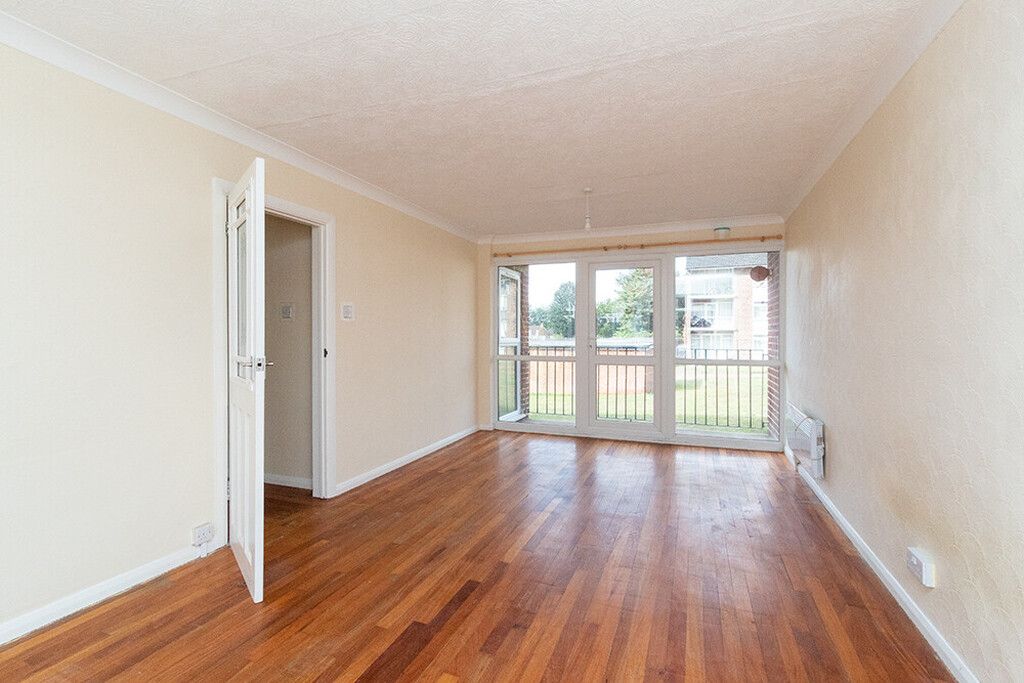 Property photo 3 of 8 Img_1327.Jpg