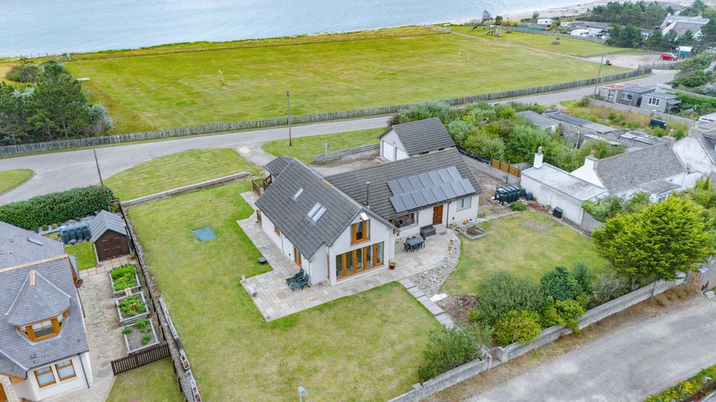 Property photo 1 of 47