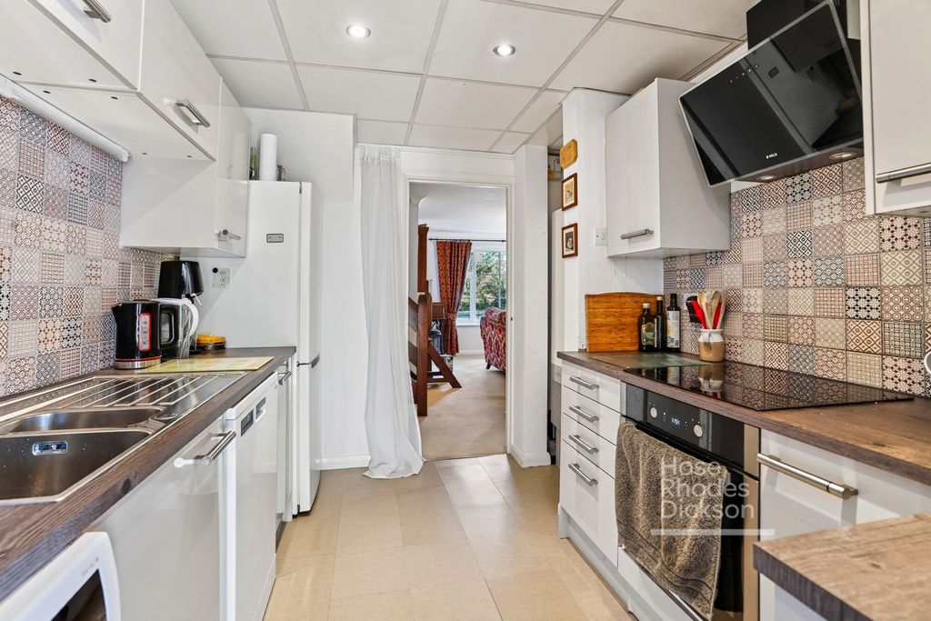 Property photo 3 of 26 Pbox-Img.Jpg