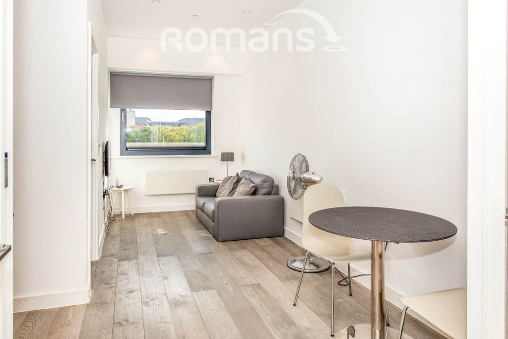 Property photo 2 of 9 d5Fca4Fb-7443-4A32-9