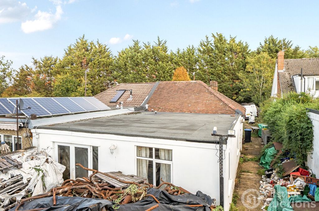 Property photo 2 of 18 Picture No. 06
