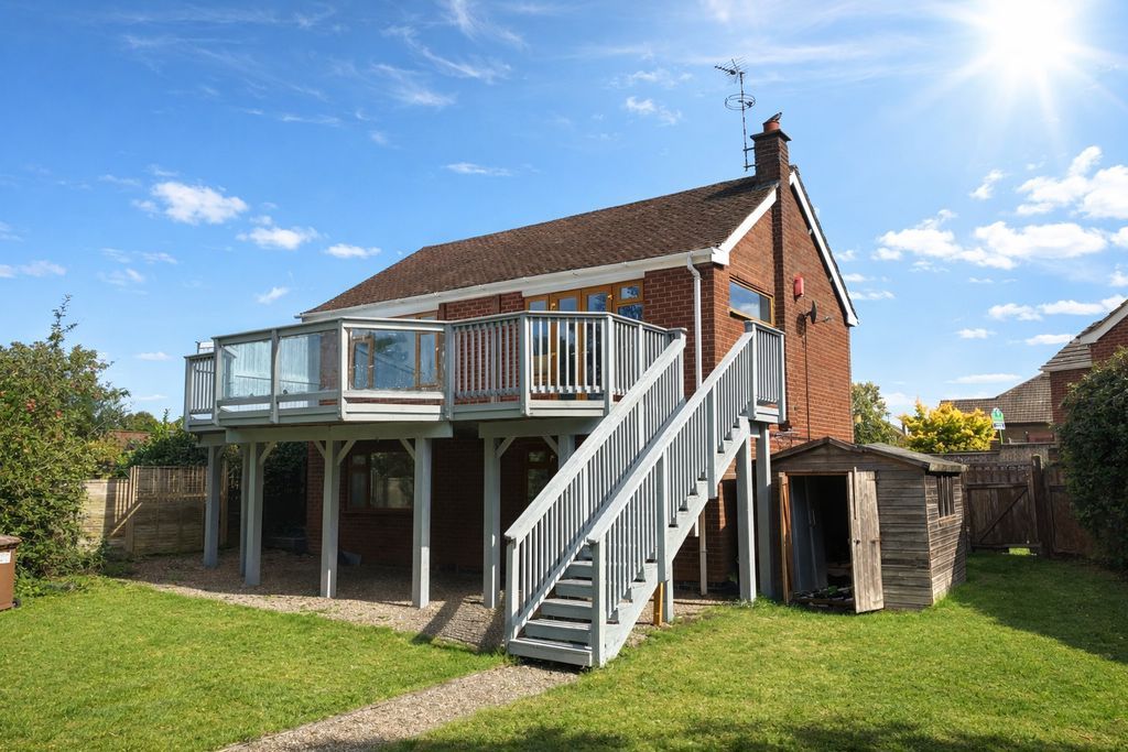 Property photo 1 of 11 Photo 1