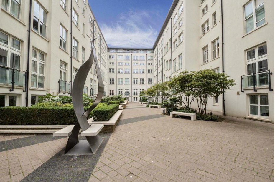 Property photo 2 of 9 B22 Courtyard
