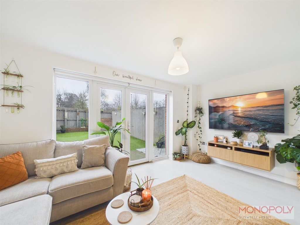 Property photo 2 of 31 Cam03815G0-Pr0410-Still003.Jpg