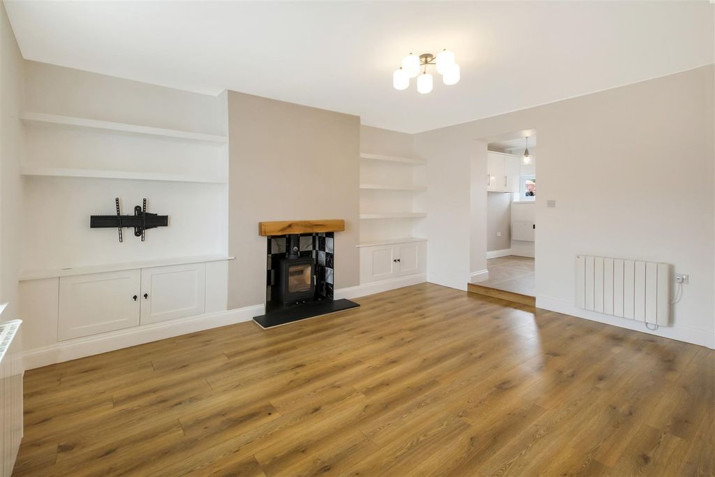 Property photo 3 of 11 Img_1012.Jpg