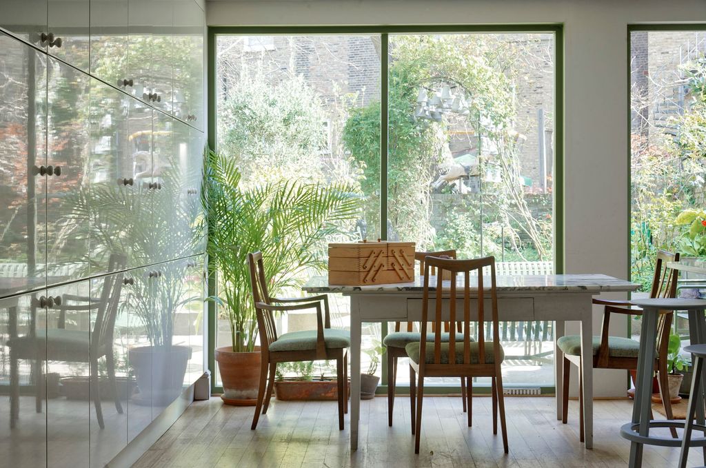 Property photo 1 of 28