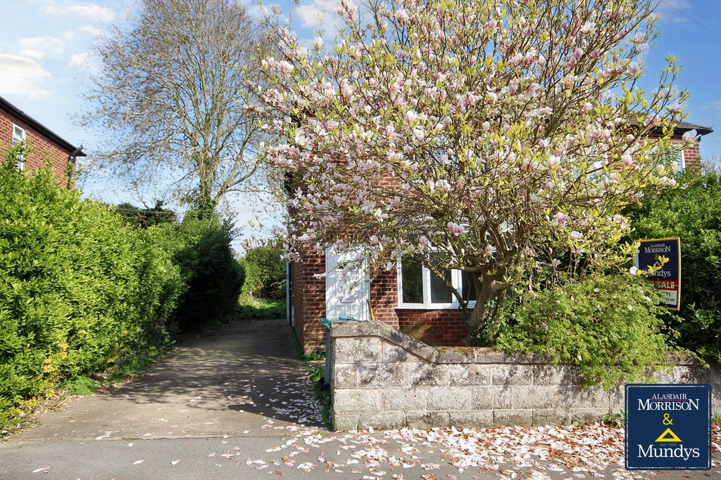Property photo 1 of 10 Img_0903
