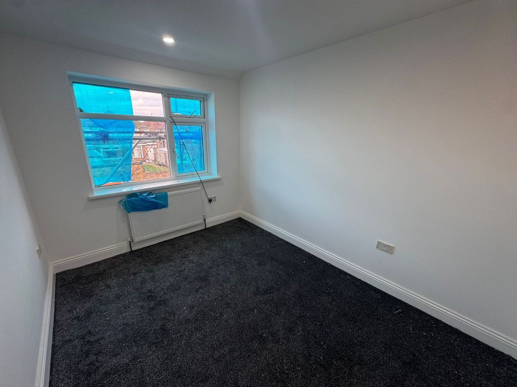 Property photo 3 of 5 Gallery