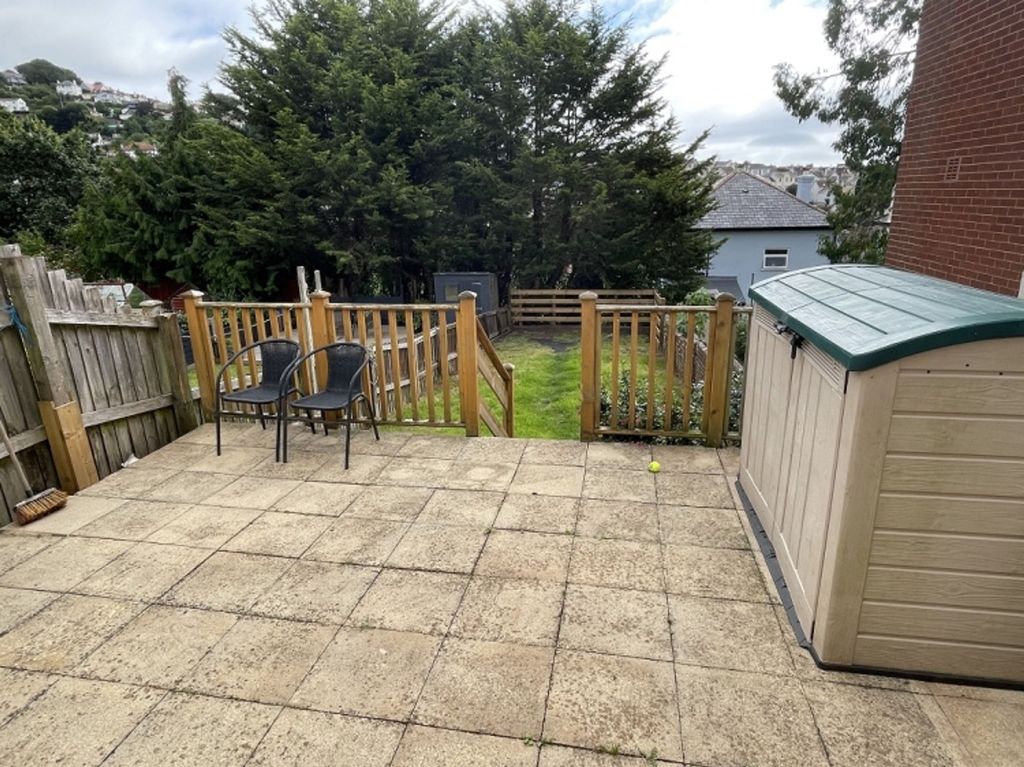 Property photo 3 of 10