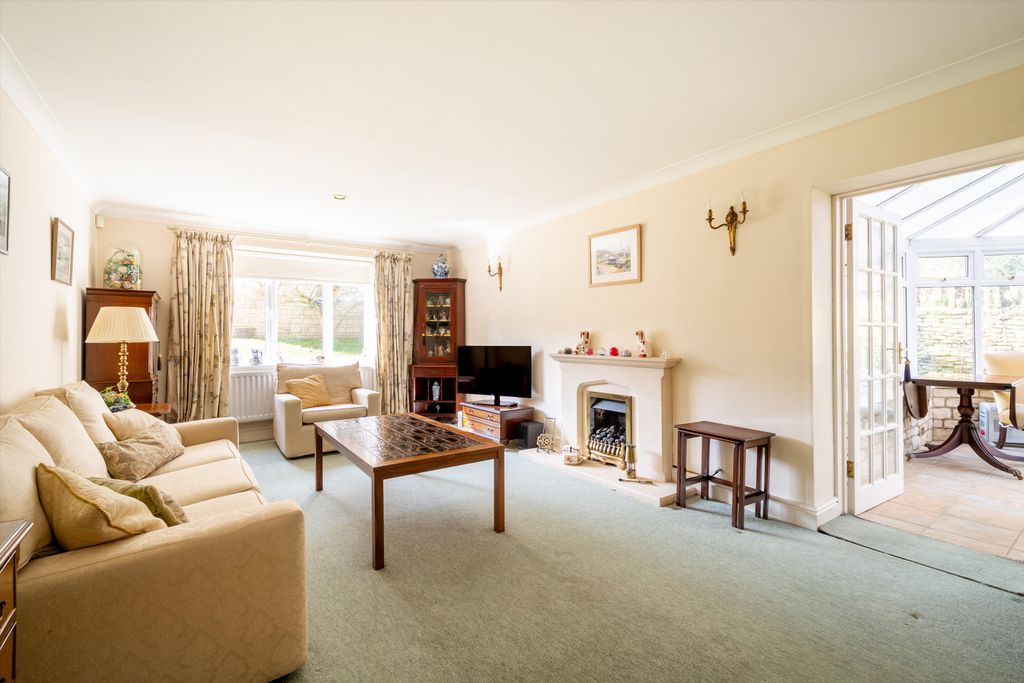 Property photo 2 of 26 Image