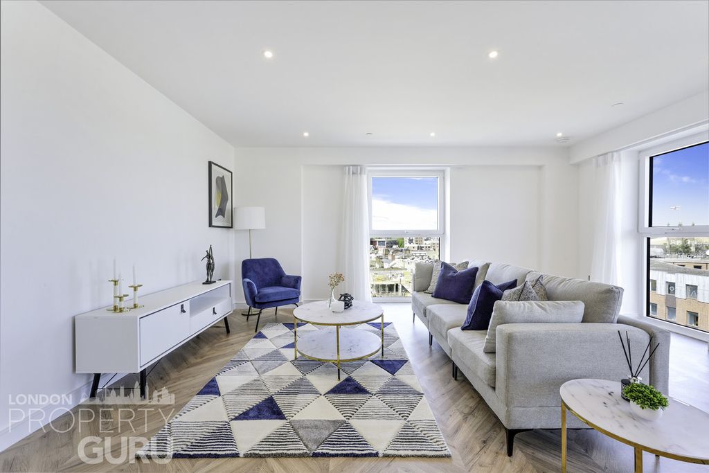 Property photo 1 of 13
