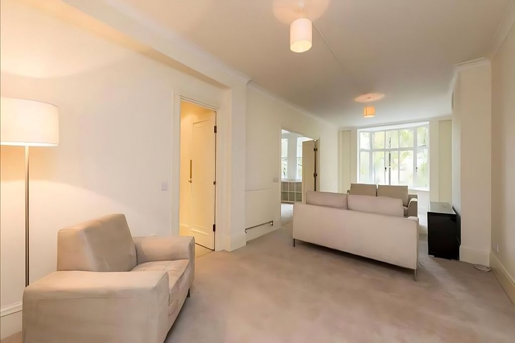 Property photo 3 of 4