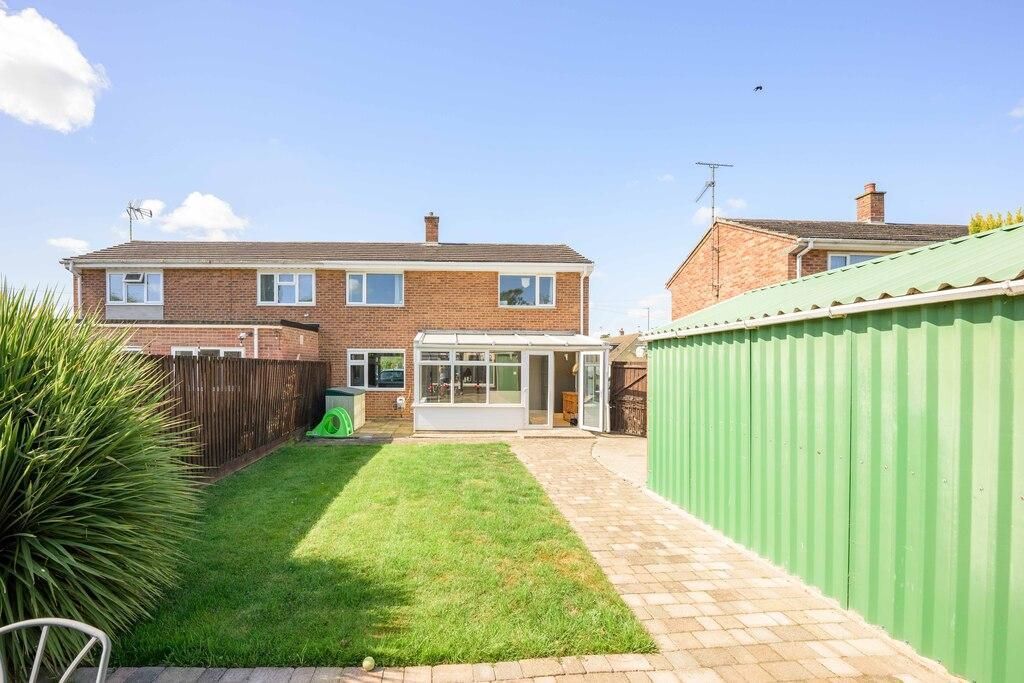 Property photo 3 of 19