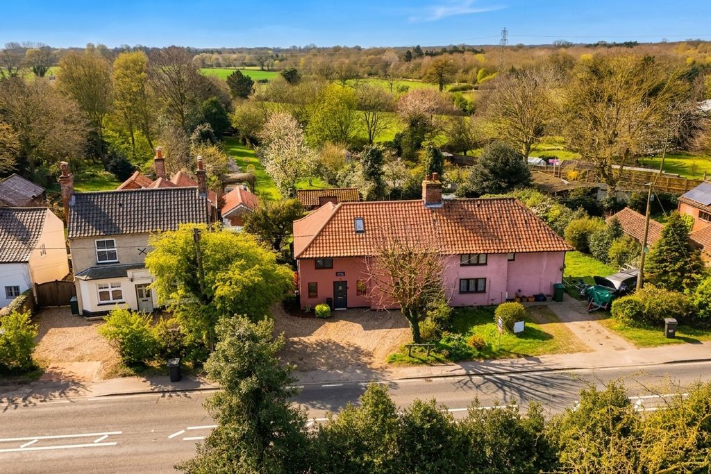 Property photo 1 of 28